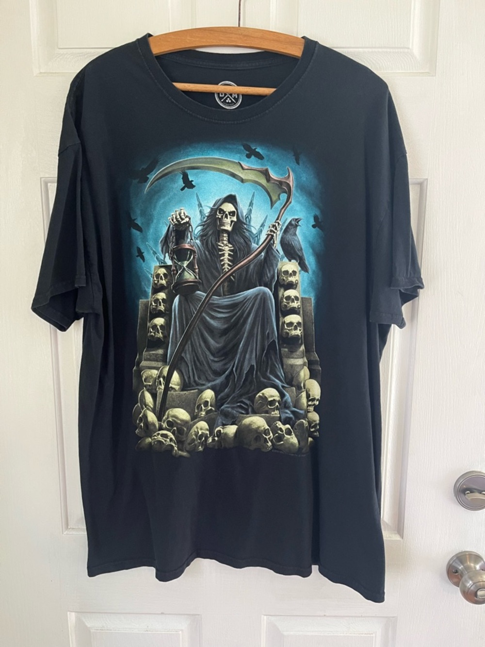 DOM Men's Black Graphic Reaper T‑Shirt - Skeleton Throne XL